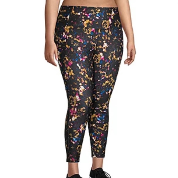 Xersion Women's Plus Size Pixel Floral High Rise 7/8 Ankle Leggings 2X 3X - Picture 1 of 10